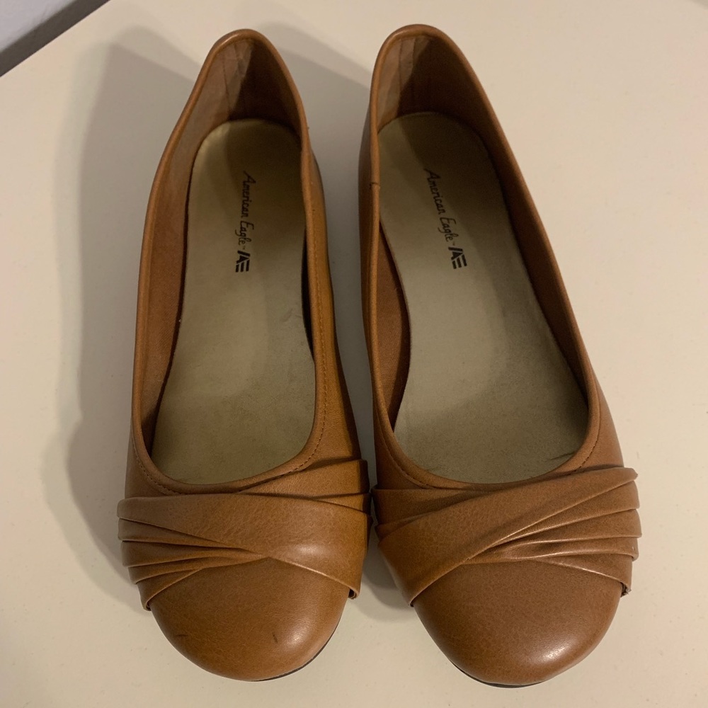 America Eagle Round Toe Flats